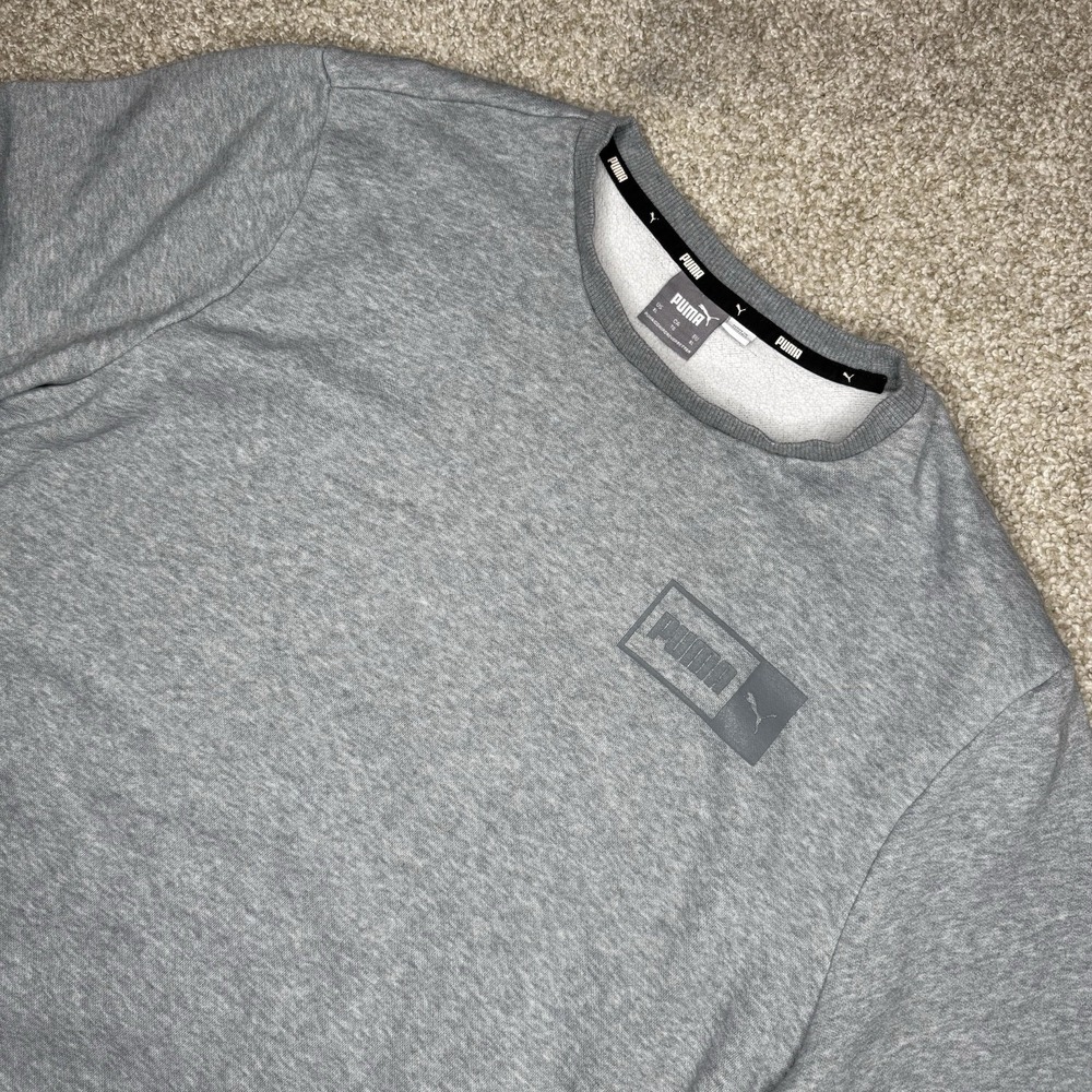 Puma Crewneck Sweatshirt Men's Size XLarge (Fit Large) Grey Comfort Light Weight - Picture 3 of 8